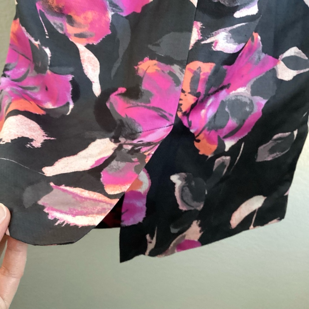 \Banana Republic\ Floral Fitted Midi Dress - Picture 15 of 16